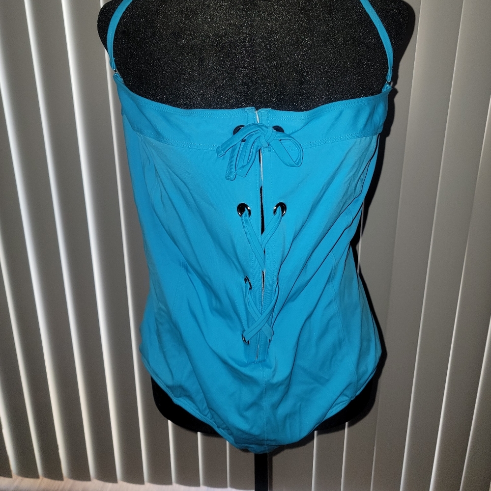 Bathing suit, one piece